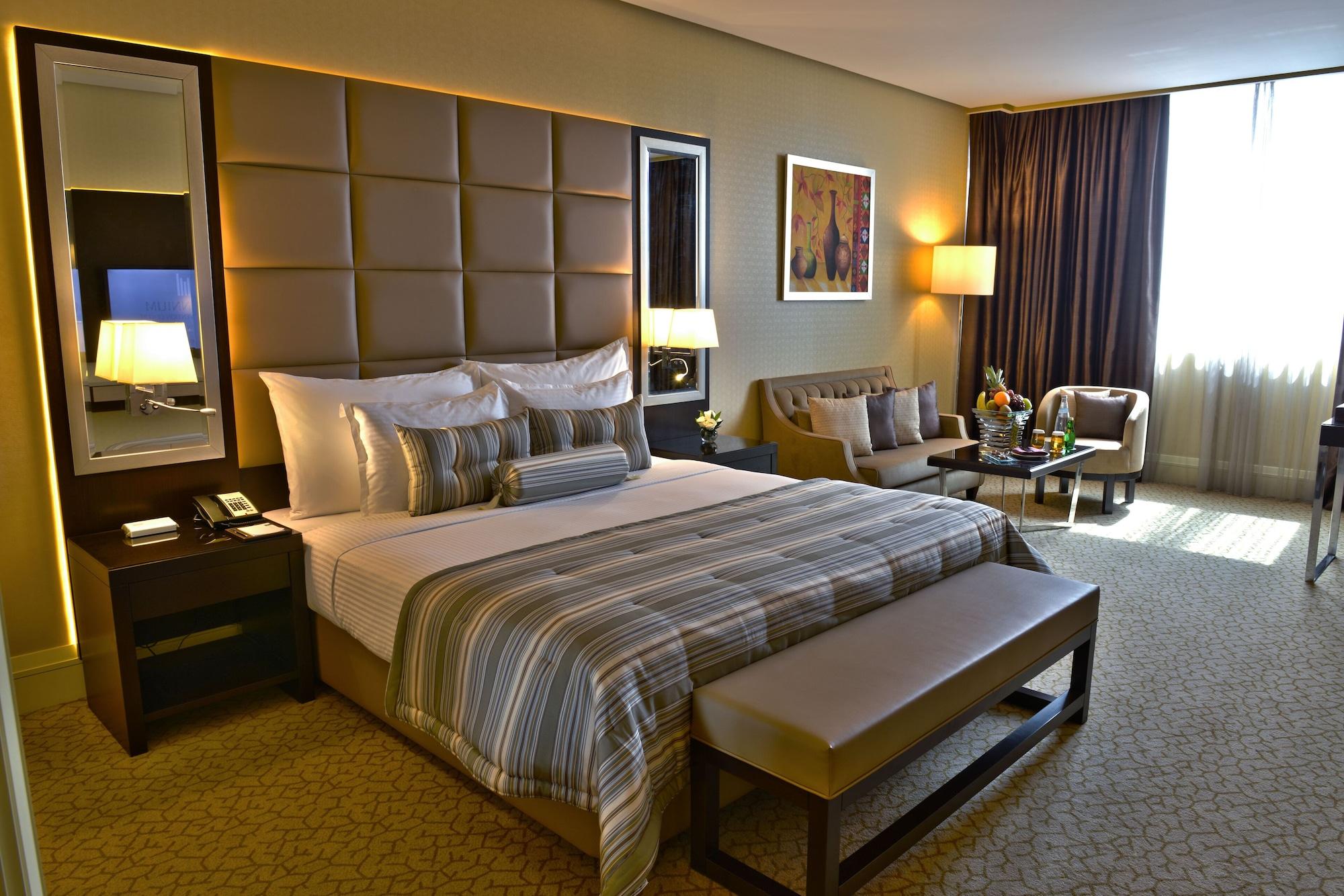 Millennium Hotel & Convention Centre Kuwait Kuveyt Dış mekan fotoğraf A room at the hotel