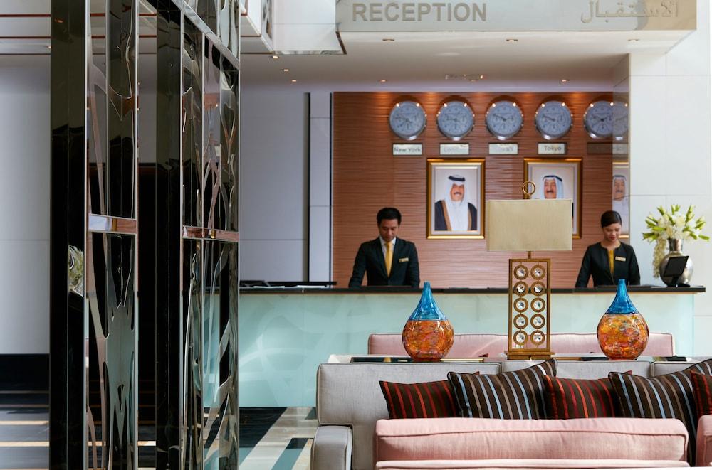Millennium Hotel & Convention Centre Kuwait Kuveyt Dış mekan fotoğraf Reception at the Jumeirah Beach Hotel