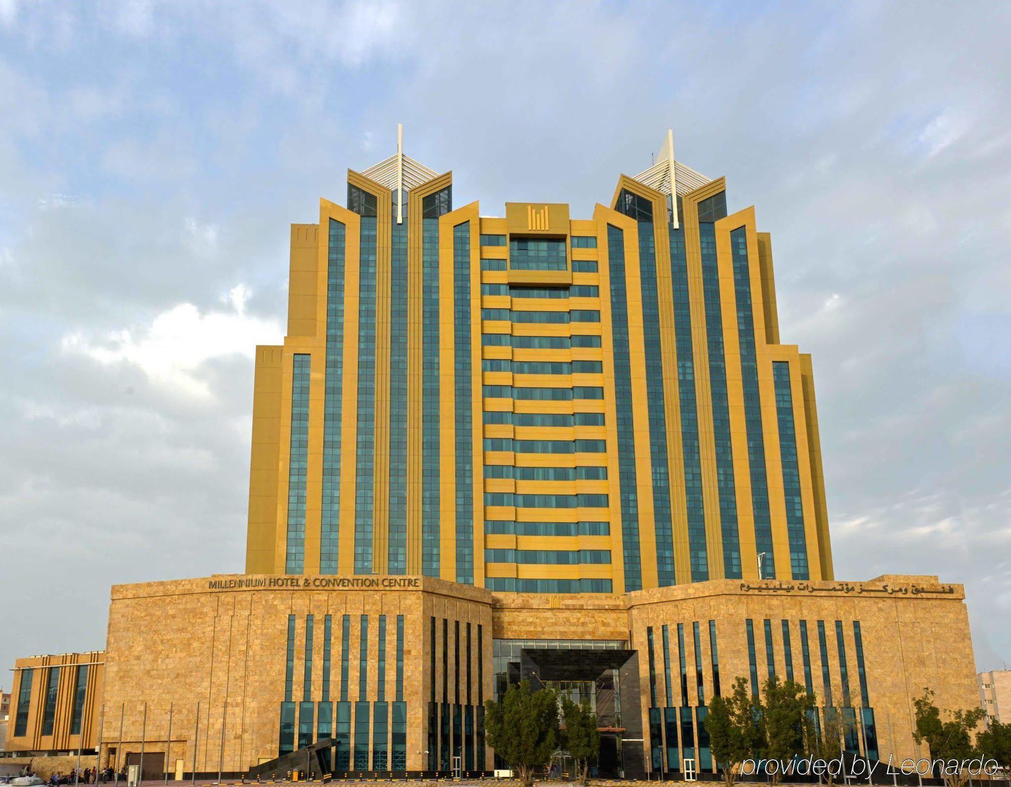 Millennium Hotel & Convention Centre Kuwait Kuveyt Dış mekan fotoğraf The Grand Hotel