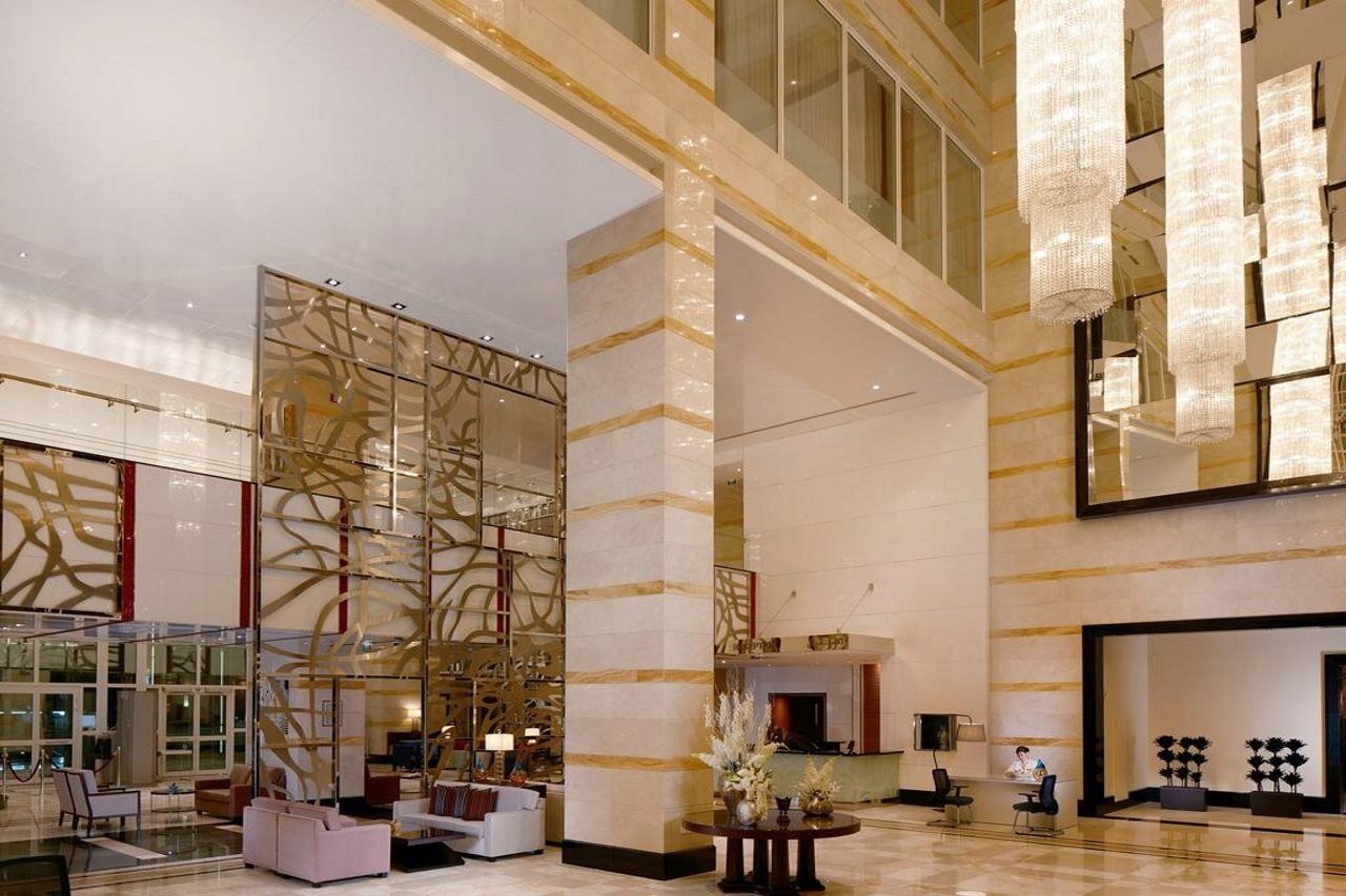Millennium Hotel & Convention Centre Kuwait Kuveyt Dış mekan fotoğraf Lobby